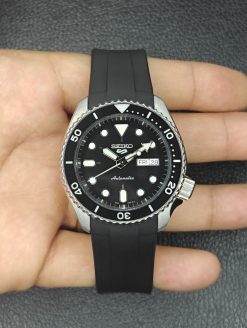 Monstraps Black Curved End Rubber Straps for Seiko 5 Sports SKX and Seiko 5 Sport GMT - Image 9