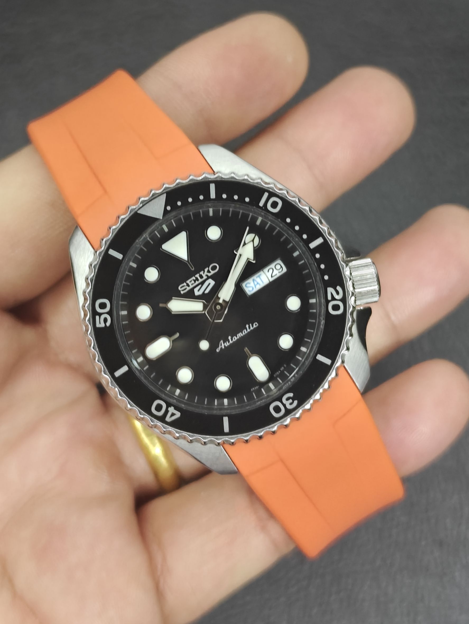 Monstraps Orange Curved End Rubber Straps for Seiko 5 Sports SKX and Seiko5 Sport GMT - Image 2