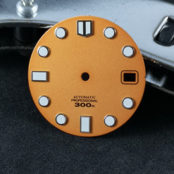 Alternative view of MM300 Orange Dial