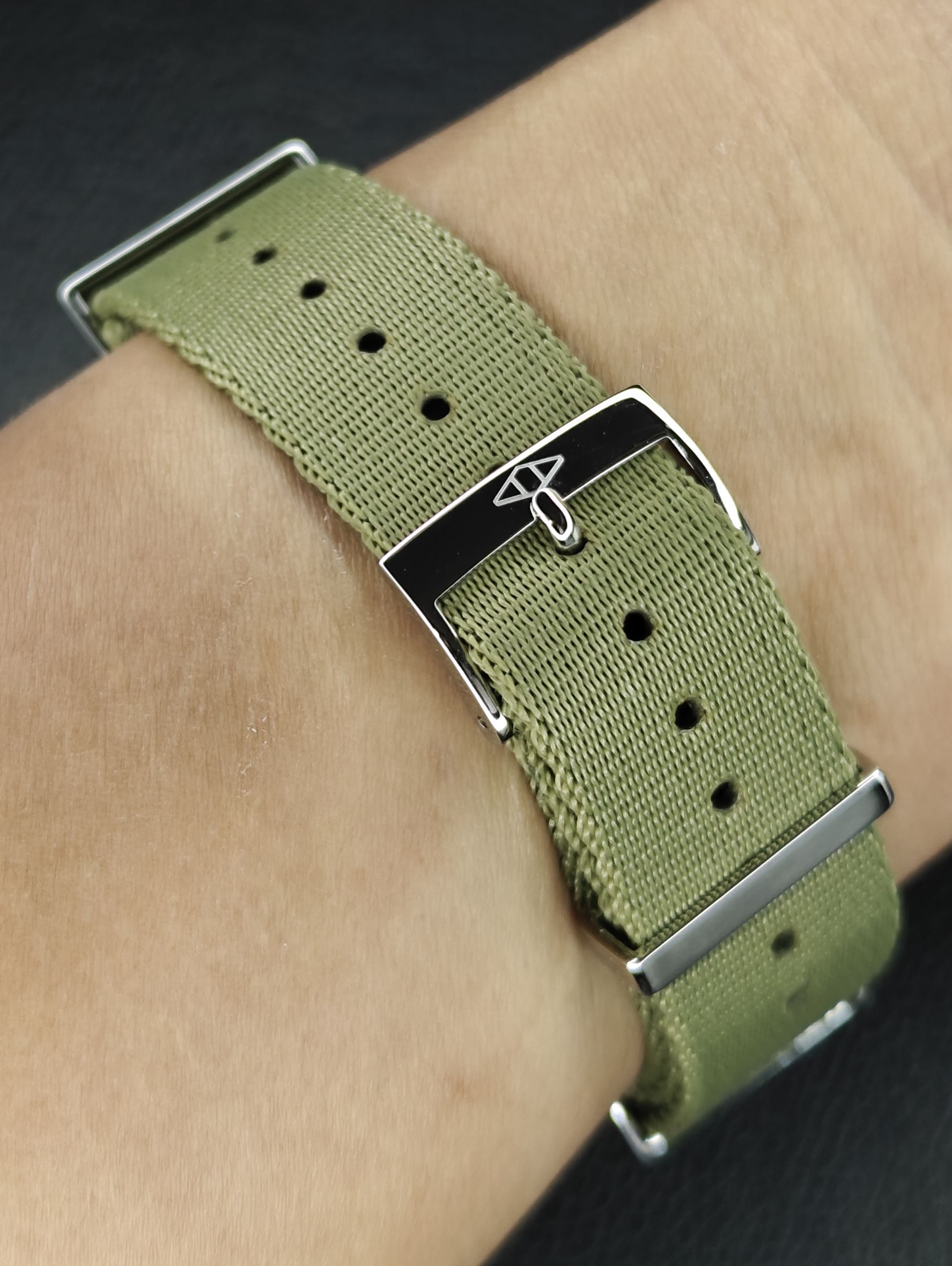 Artem Khaki Green Nylon Straps - Image 8