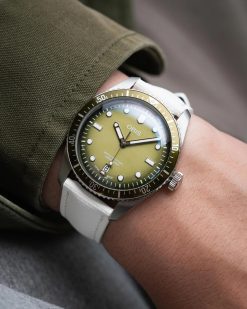 Delugs White Sailcloth Signature Strap - Image 4