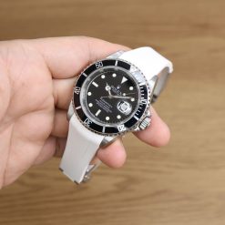 Rubber B Arctic White Curved End Rubber for Submariner 40mm (Non Ceramic) and Ceramic 40mm with Oyster Clasp - Image 4