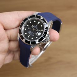 Rubber B Navy Blue Curved End Rubber Strap for Submariner 40mm (Non Ceramic) and Ceramic 40mm with Oyster Clasp - Image 4