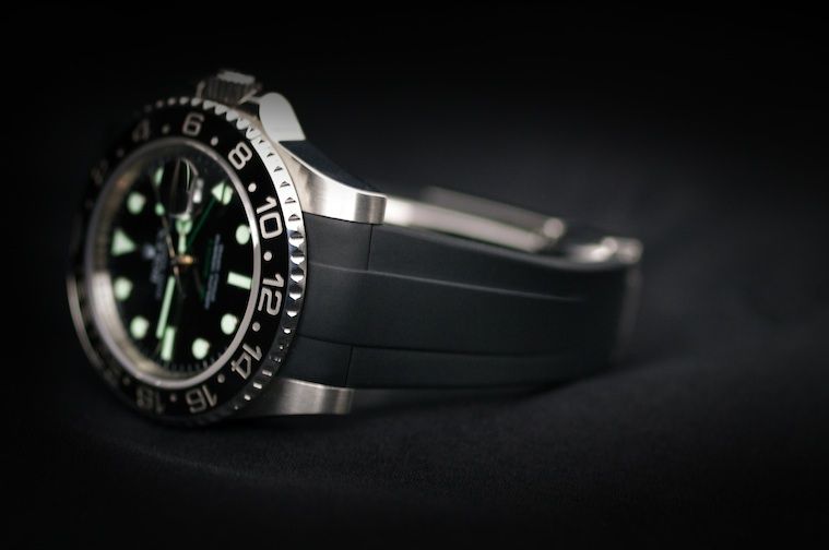 Rubber B Jet Black Curved End Rubber for Submariner 40mm (Non Ceramic) and Ceramic 40mm with Oyster Clasp - Image 17